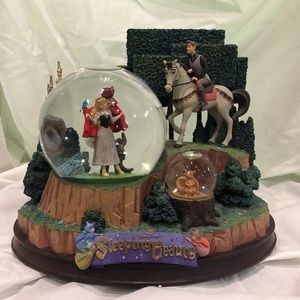 Sleeping Beauty Snowglobe